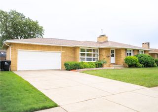 1067 Woodstock Avenue, Tonawanda, NY 14150