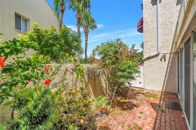 6101 34TH STREET W 3F, Bradenton, FL 34210