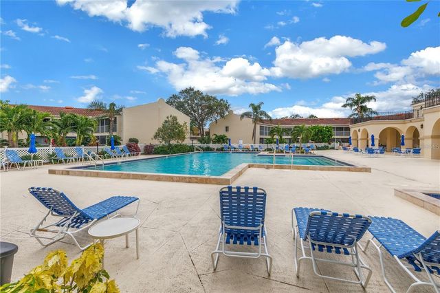 6101 34TH STREET W 3F, Bradenton, FL 34210