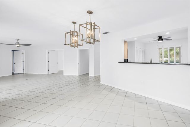 6101 34TH STREET W 3F, Bradenton, FL 34210
