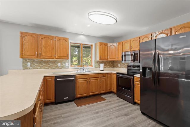3325 MAPLE GROVE RD, Manchester, MD 21102