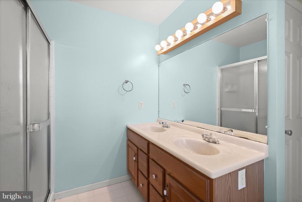 Image 21 of property listing at 3325 MAPLE GROVE RD, Manchester, MD 21102