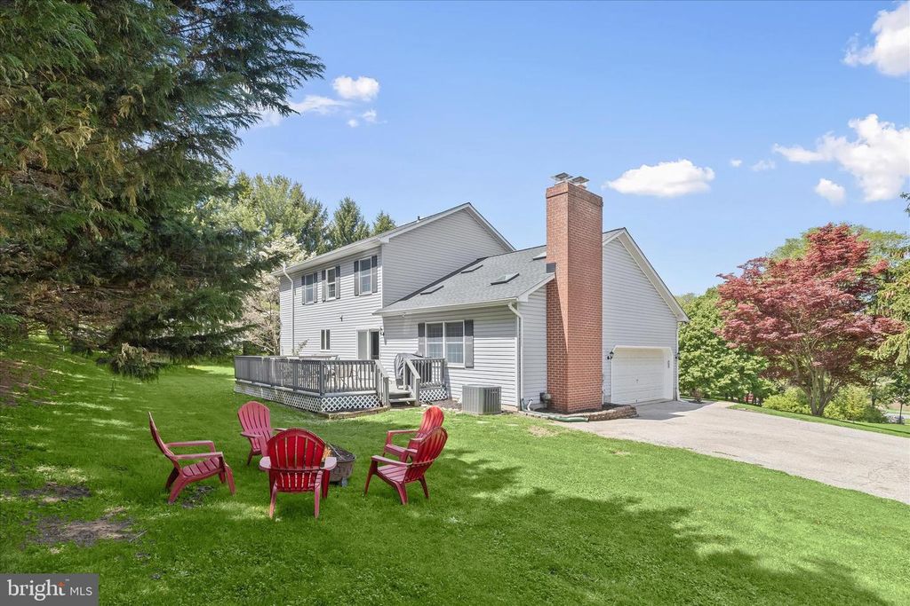 Image 32 of property listing at 3325 MAPLE GROVE RD, Manchester, MD 21102