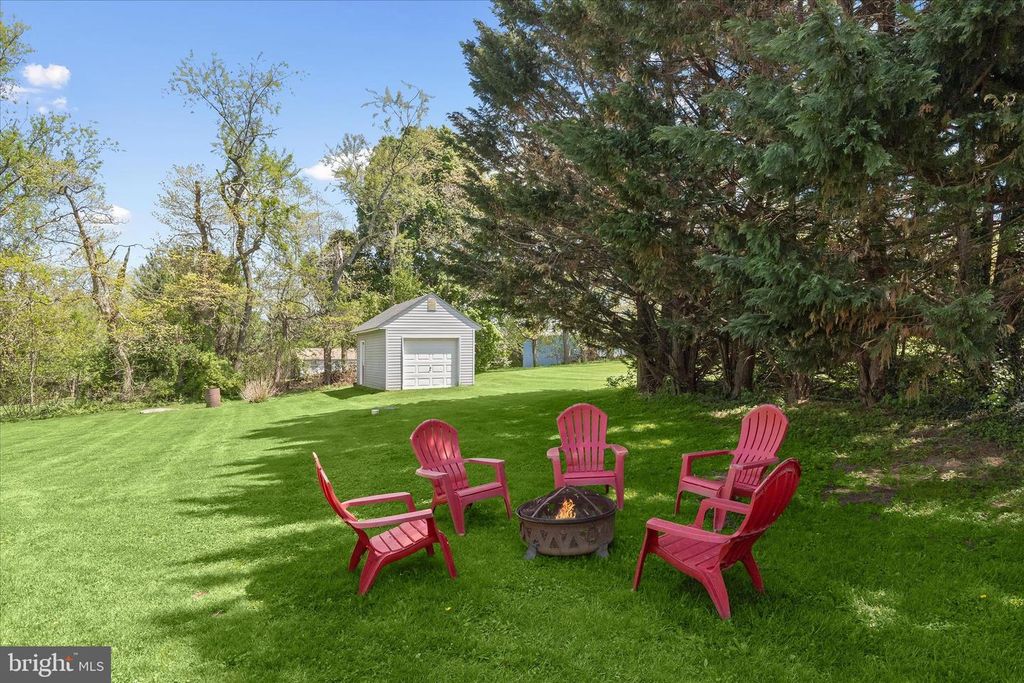 Image 35 of property listing at 3325 MAPLE GROVE RD, Manchester, MD 21102