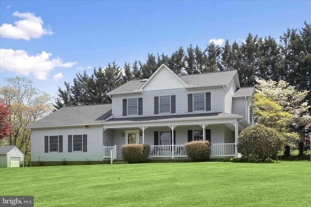 Image 37 of property listing at 3325 MAPLE GROVE RD, Manchester, MD 21102