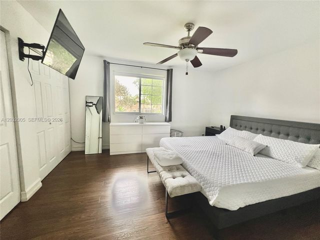 2176 Salerno Cir, Weston, FL 33327