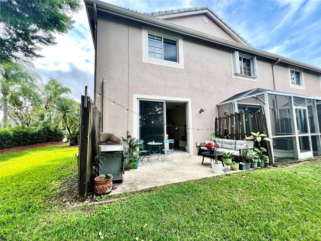 2176 Salerno Cir, Weston, FL 33327