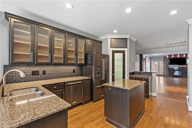 6 Hines Park Lane, Greensboro, NC 27455