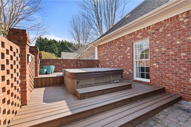 6 Hines Park Lane, Greensboro, NC 27455