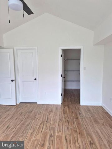 4 STEWER LN, Perkasie, PA 18944