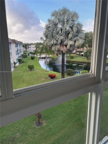 4700 NW 35th Street 602, Lauderdale Lakes, FL 33319