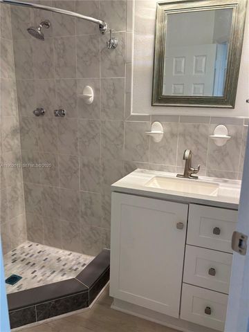 4700 NW 35th Street 602, Lauderdale Lakes, FL 33319
