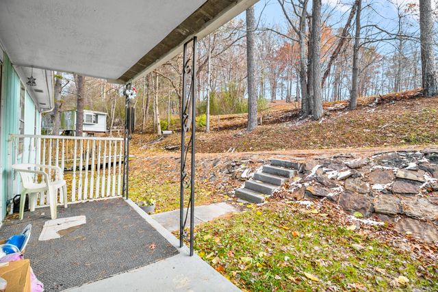 1553 Jackson County High School Road, Mckee, KY 40447