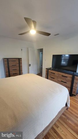 1711 N BROOM ST, Wilmington, DE 19806