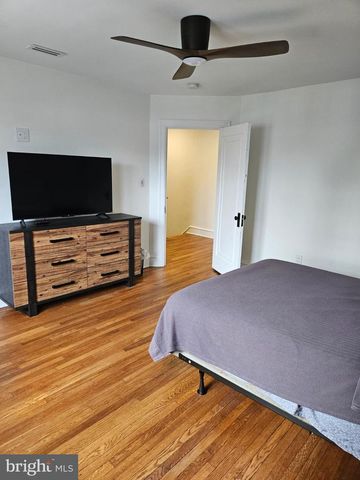 1711 N BROOM ST, Wilmington, DE 19806