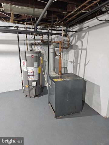 1711 N BROOM ST, Wilmington, DE 19806