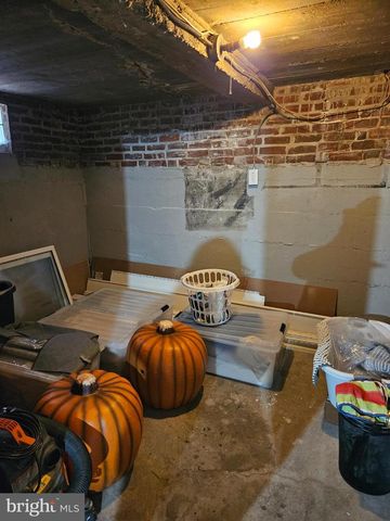 1711 N BROOM ST, Wilmington, DE 19806