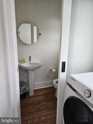 1711 N BROOM ST, Wilmington, DE 19806