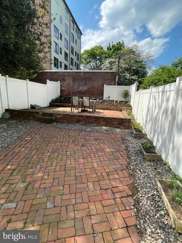 1711 N BROOM ST, Wilmington, DE 19806