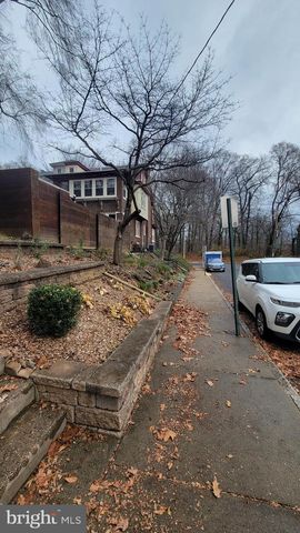 1711 N BROOM ST, Wilmington, DE 19806