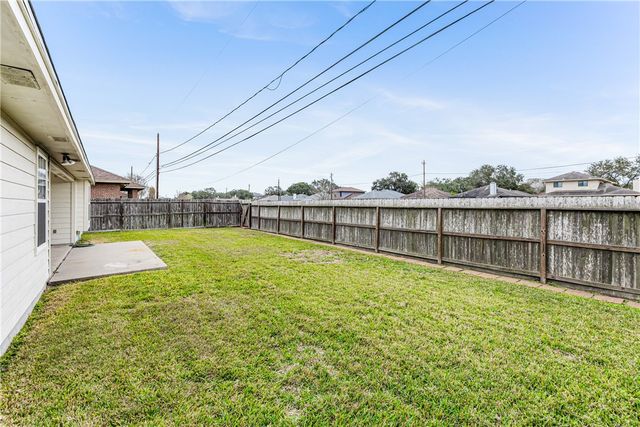 7306 Sun Valley Dr, Corpus Christi, TX 78413