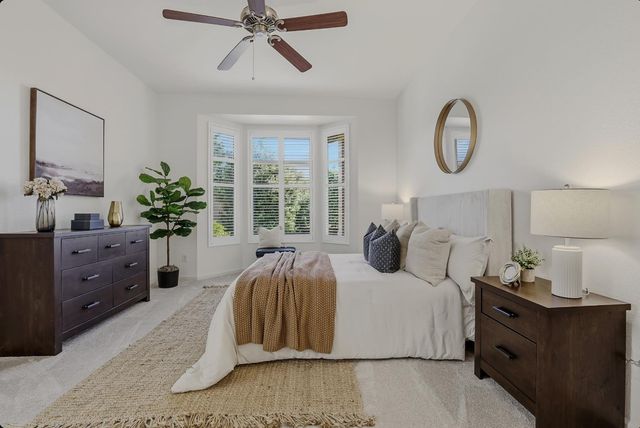 701 Rose Creek Ct, Roseville, CA 95747