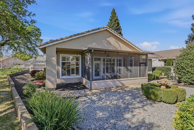 701 Rose Creek Ct, Roseville, CA 95747