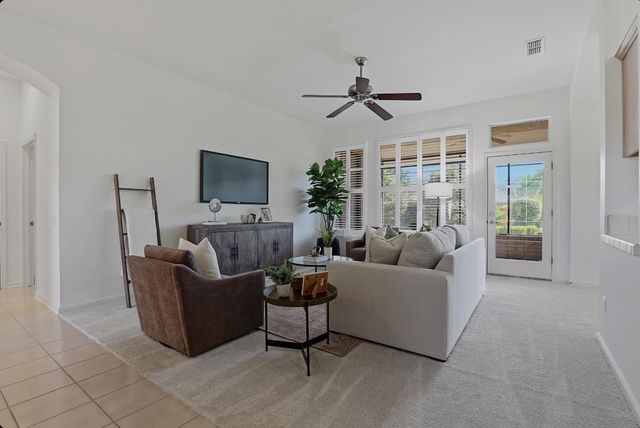 701 Rose Creek Ct, Roseville, CA 95747