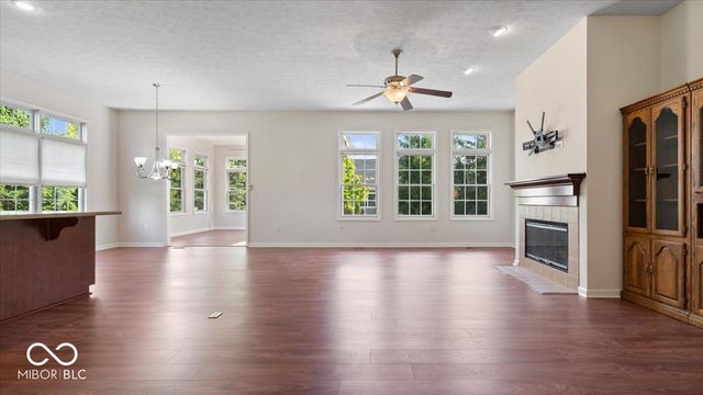 1307 Somerville Drive, Westfield, IN 46074