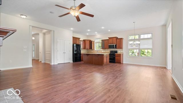 1307 Somerville Drive, Westfield, IN 46074