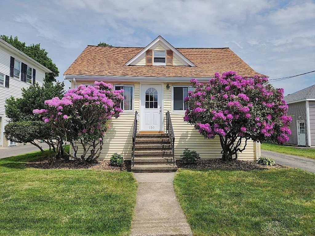 130 Monroe St, Norwood, MA 02062