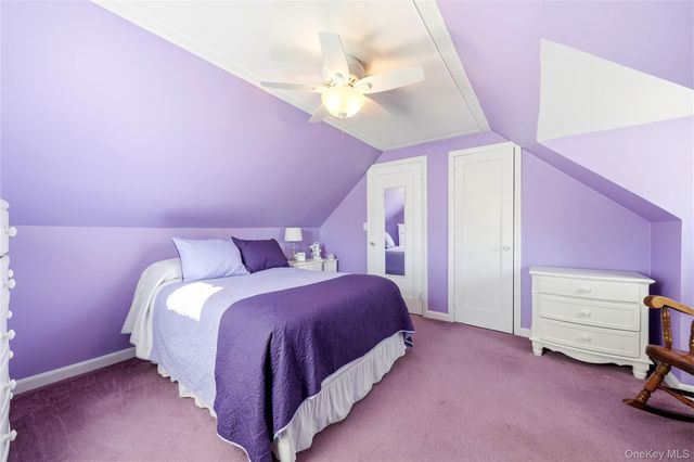 305 W Nicholai Street, Hicksville, NY 11801