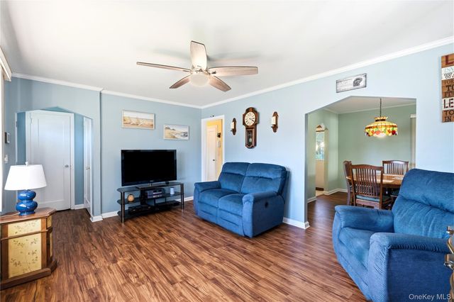 305 W Nicholai Street, Hicksville, NY 11801