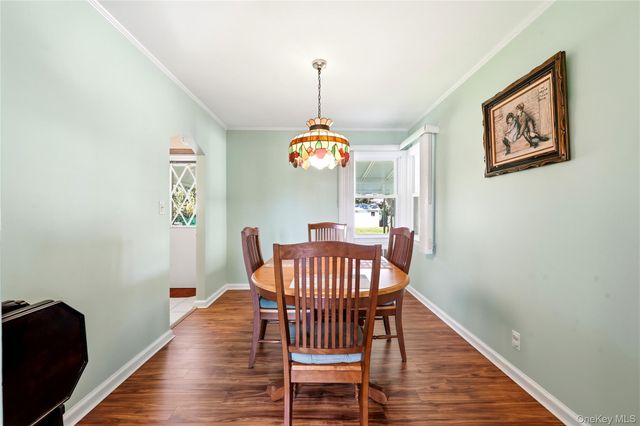 305 W Nicholai Street, Hicksville, NY 11801