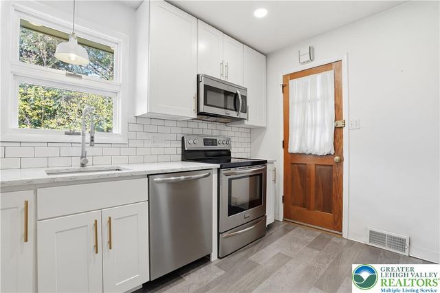 1621 Lenox Avenue, Bethlehem City, PA 18018