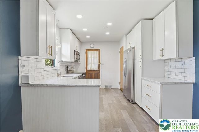 1621 Lenox Avenue, Bethlehem City, PA 18018