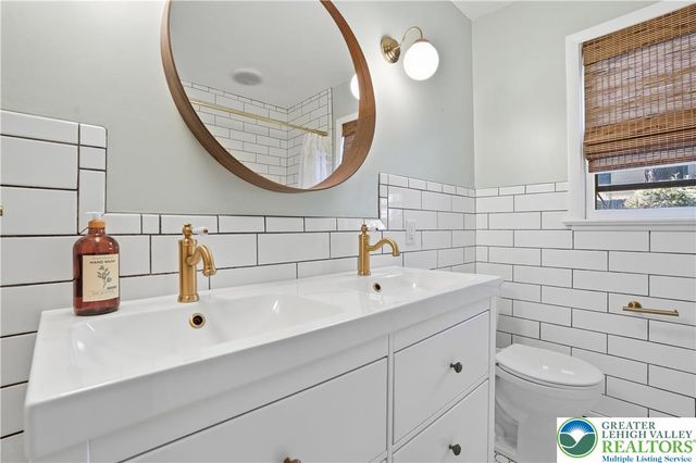 1621 Lenox Avenue, Bethlehem City, PA 18018