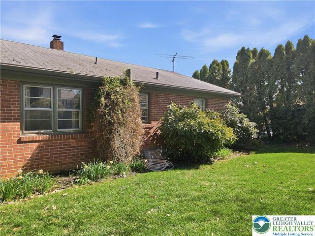 1621 Lenox Avenue, Bethlehem City, PA 18018