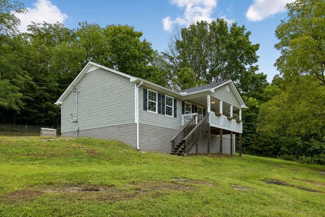 377 Rawls Creek Rd, Gordonsville, TN 38563