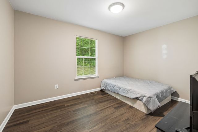 377 Rawls Creek Rd, Gordonsville, TN 38563
