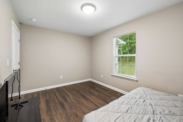 377 Rawls Creek Rd, Gordonsville, TN 38563