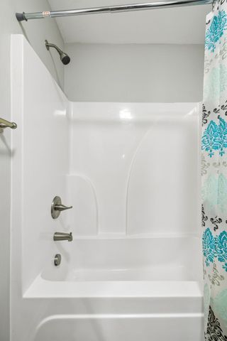 377 Rawls Creek Rd, Gordonsville, TN 38563