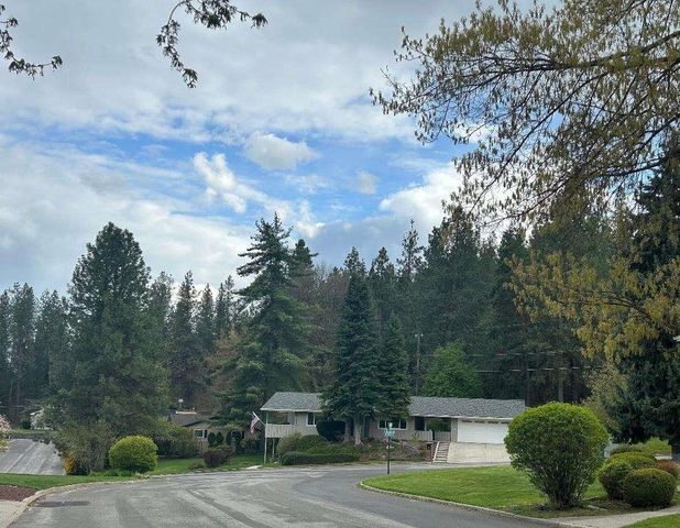10505 N JUANITA Rd, Spokane, WA 99218