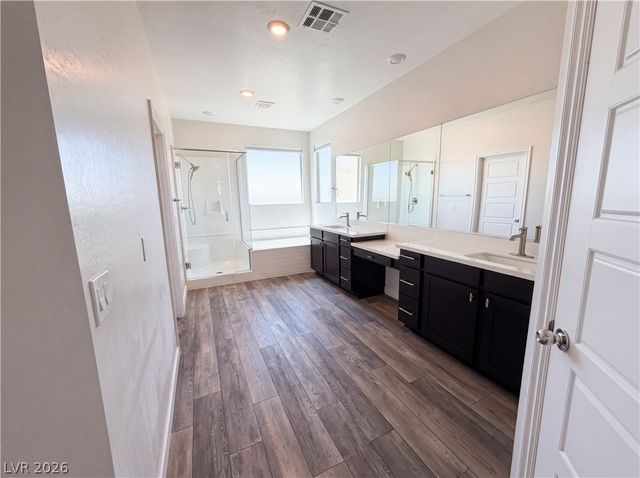 5629 Lowell Cliff Street, North Las Vegas, NV 89081