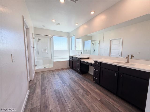 5629 Lowell Cliff Street, North Las Vegas, NV 89081