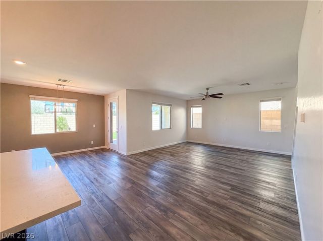 5629 Lowell Cliff Street, North Las Vegas, NV 89081