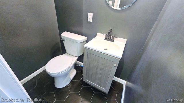 19338 Murray Hill Street, Detroit, MI 48235