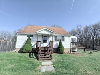 2724 Lookout Dr, Elizabeth Twp/boro, PA 15037