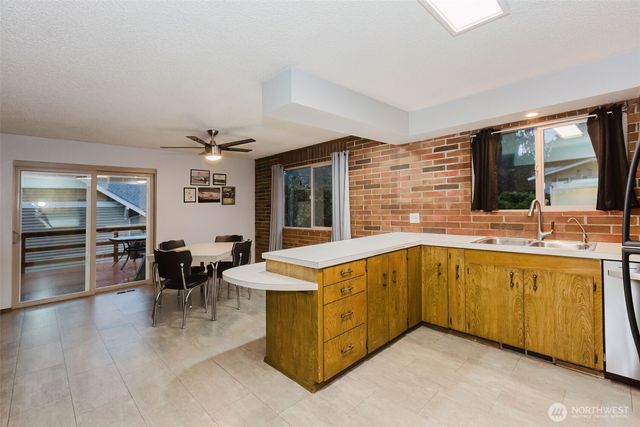 375 NW Mosher Canyon Road, Bremerton, WA 98311