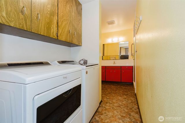 375 NW Mosher Canyon Road, Bremerton, WA 98311